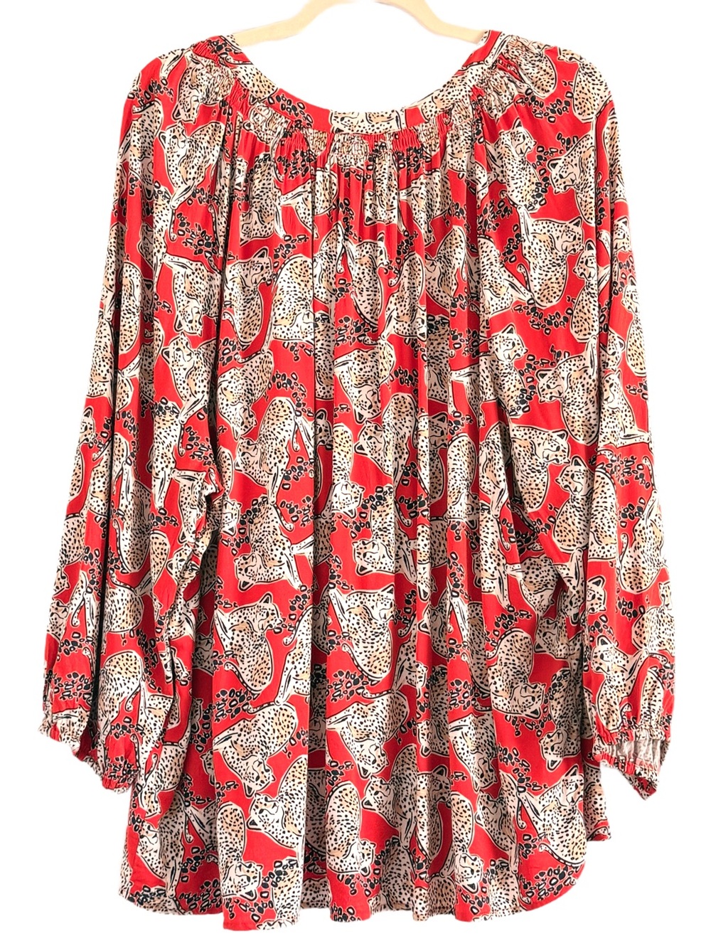 🌻 crown & ivy Red Orange Leopard-Print Peasant Top XXL - Picture 2 of 9